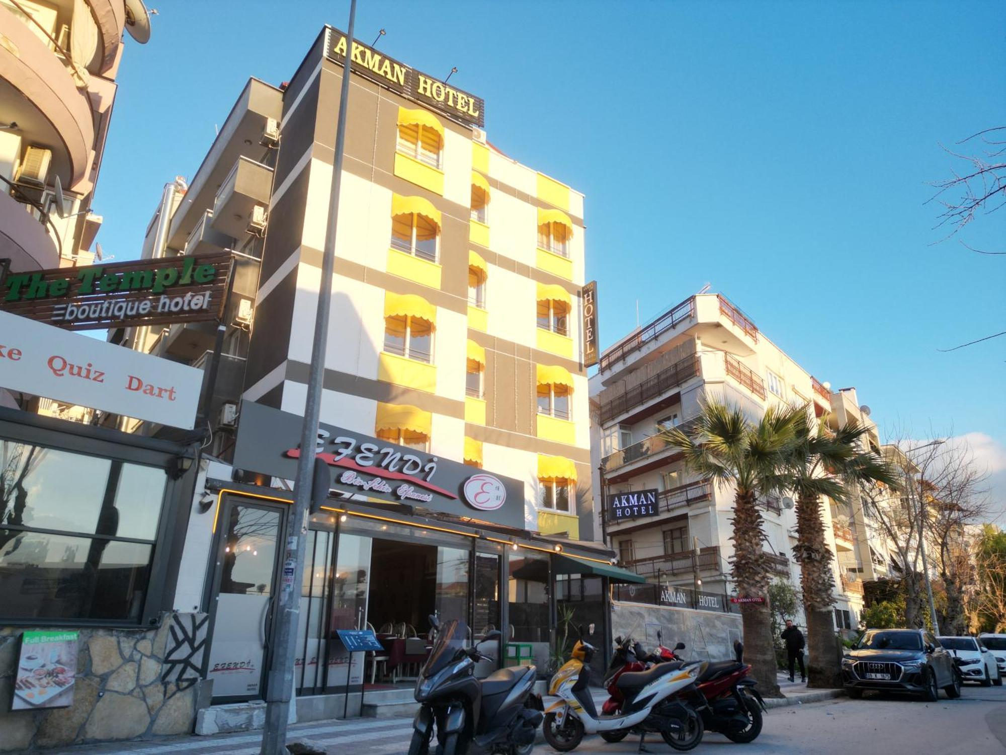 Akman City Hotel Кушадасъ Екстериор снимка