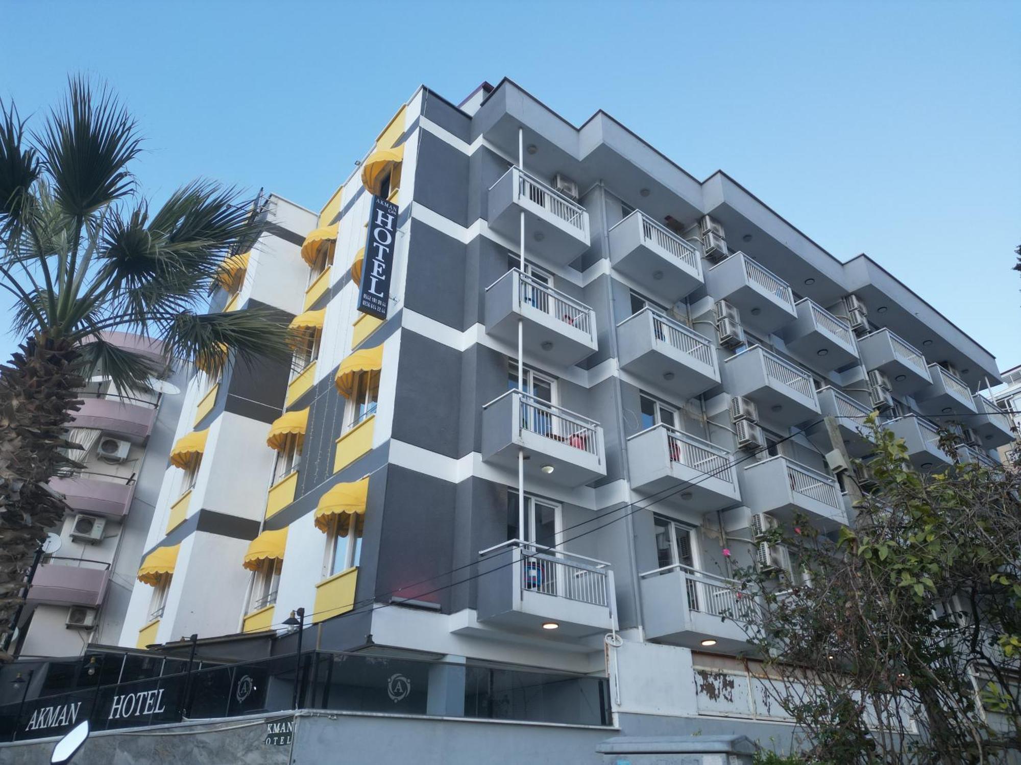 Akman City Hotel Кушадасъ Екстериор снимка