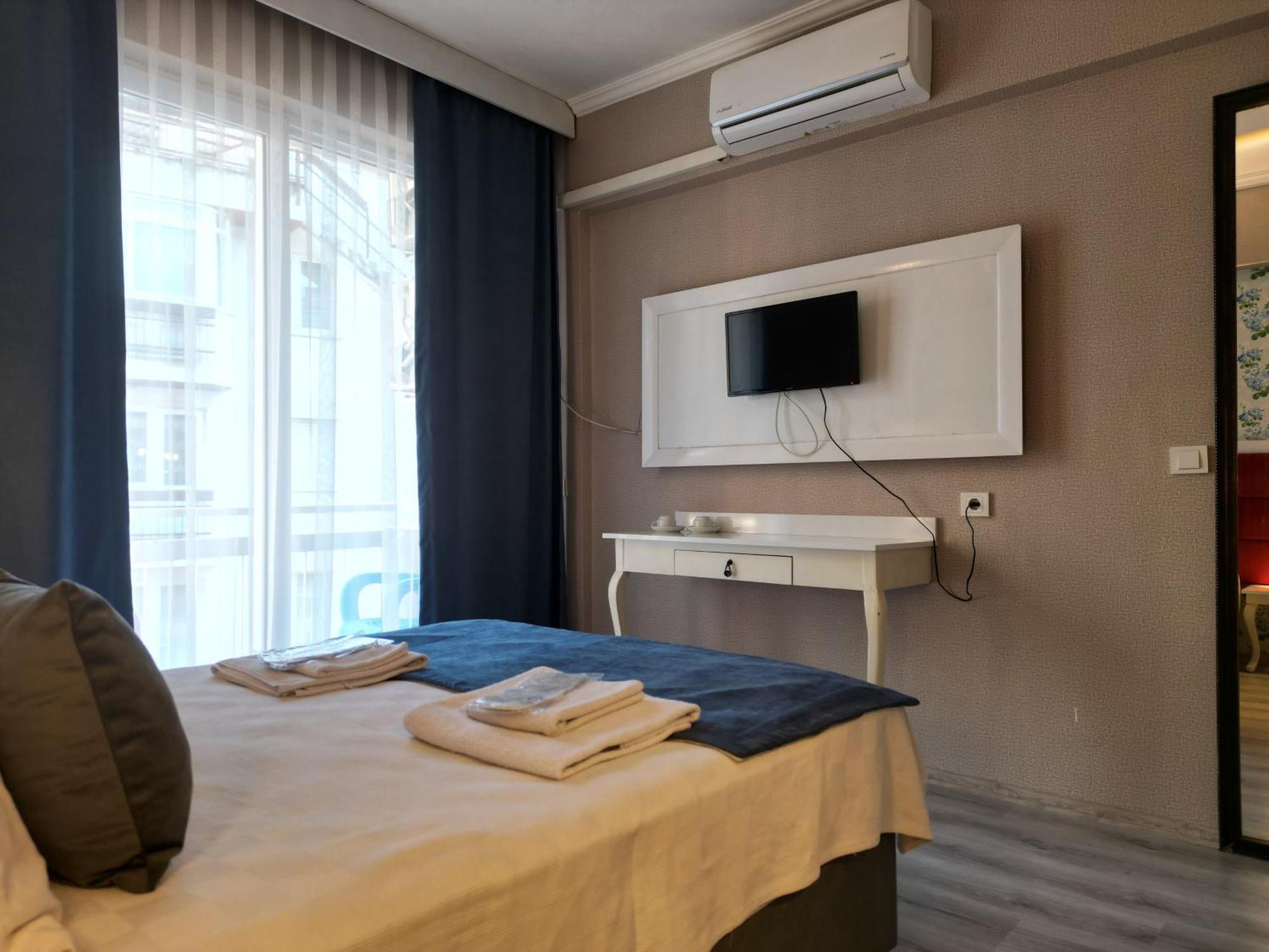 Akman City Hotel Кушадасъ Екстериор снимка