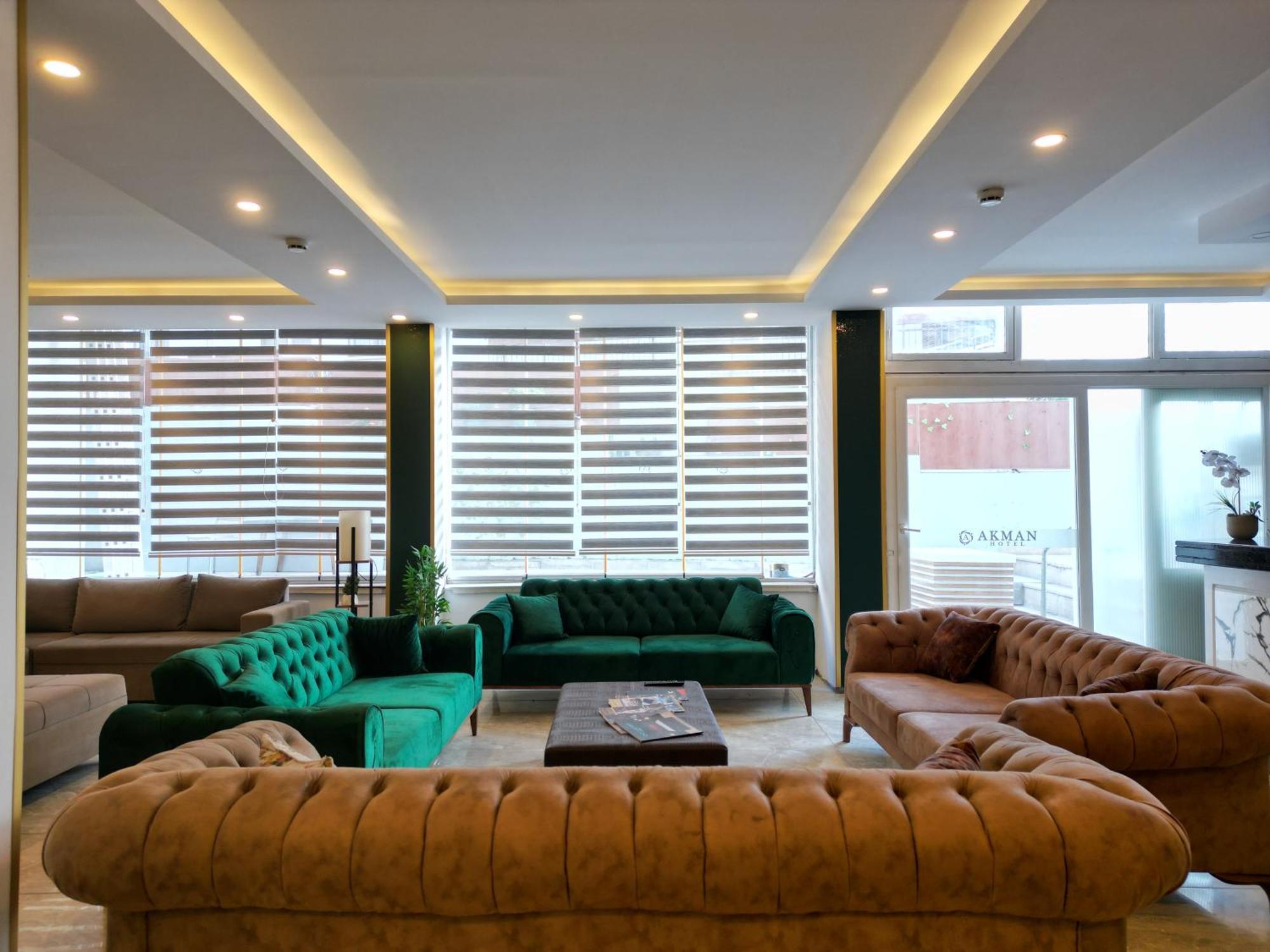 Akman City Hotel Кушадасъ Екстериор снимка